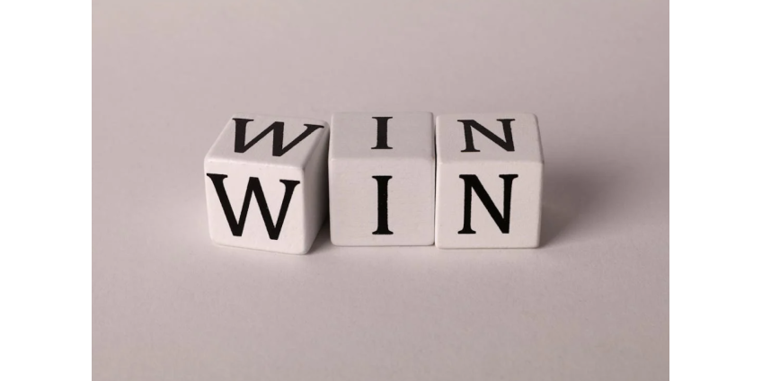 Мужчина выиграл в лотерее 400 тысяч долларов благодаря посту друга в интернете