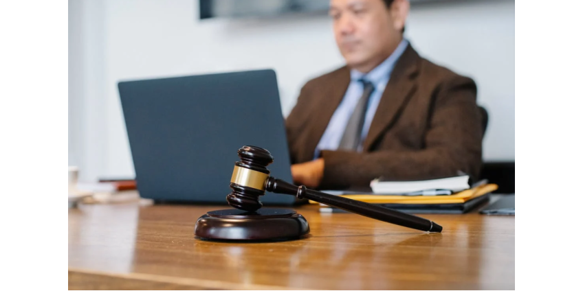 Суды высшей инстанции округа Лос-Анджелес были закрыты в понедельник 