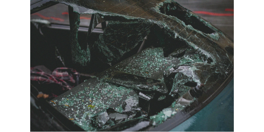 В Восточном Голливуде водитель намеренно въехал в толпу у ночного клуба – пострадали более 30 человек