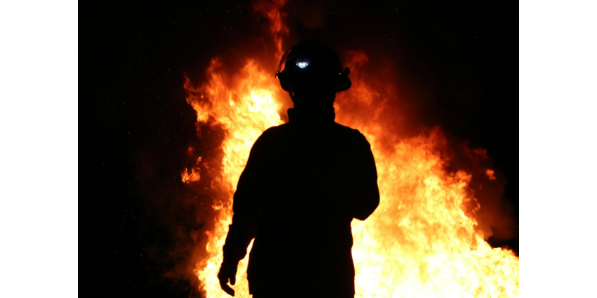 В округе Лос-Анджелес скончался пожарный-парамедик