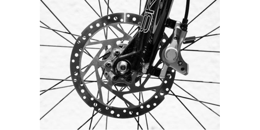 В Лос-Анджелесе разыскивают водителя, сбившего велосипедиста и скрывшегося с места аварии