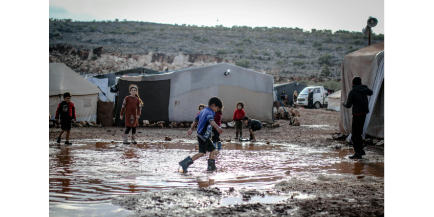 США сократили квоты на прием беженцев до исторического минимума