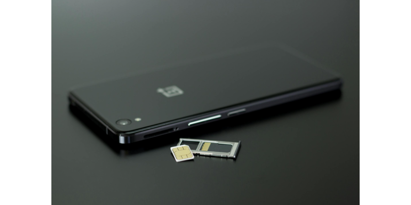 В России вступил силу закон об ограничении количества сим-карт