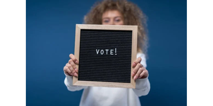 В Калифорнии одобрена инициатива по изменению избирательных округов, в Poway отозван член городского совета