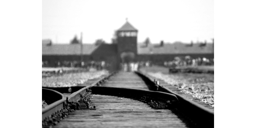 В Германии отменили скандальный аукцион по продаже вещей узников концлагерей