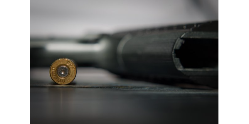 В США неизвестный открыл стрельбу на церемонии зажжения рождественской елки