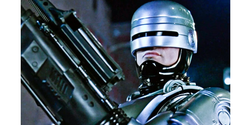 Робокопу воздвигли трехметровый памятник