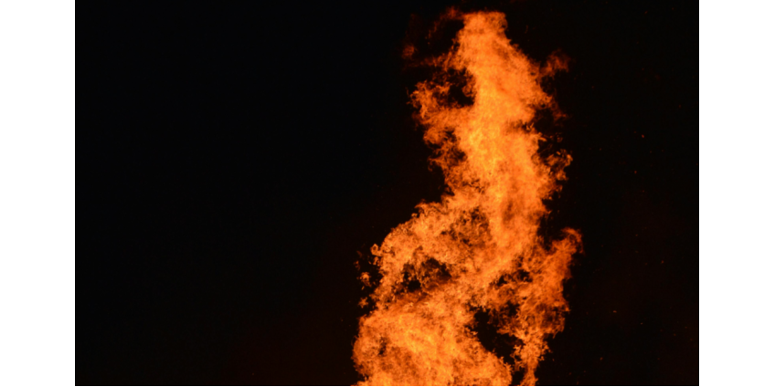 Возле танкера у берегов Сенегала прогремели взрывы Возле танкера у берегов Сенегала прогремели взрывы