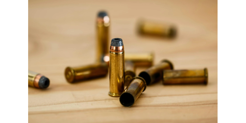 Девять человек застрелили у бара в Африке