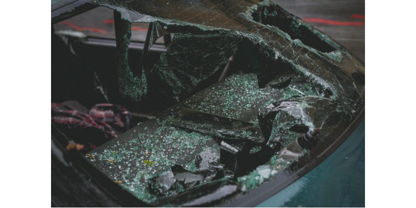 В Финиксе при столкновении пикапа с трамваем погиб человек