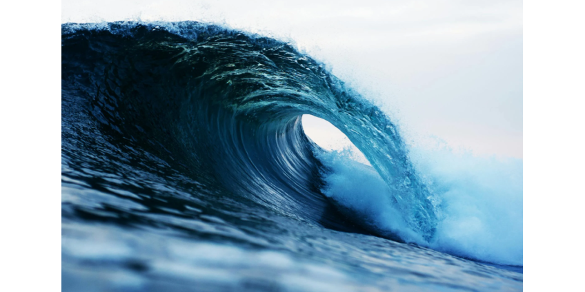 Один человек погиб и 35 пострадали из-за больших волн в Аргентине