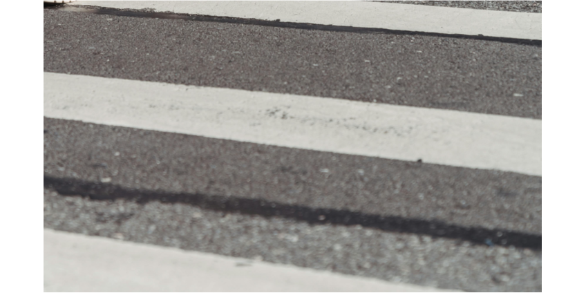 В Финиксе полиция начала штрафовать пешеходов за переход в неположенном месте без предупреждения