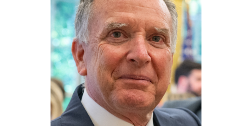 Спецпосланник Трампа прибыл в Абу-Даби