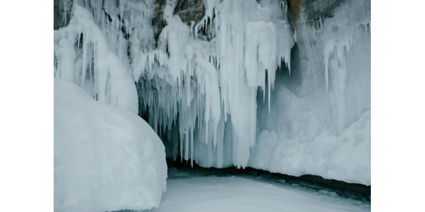 Со дна ледяной пещеры подняли древнюю неизлечимую инфекцию