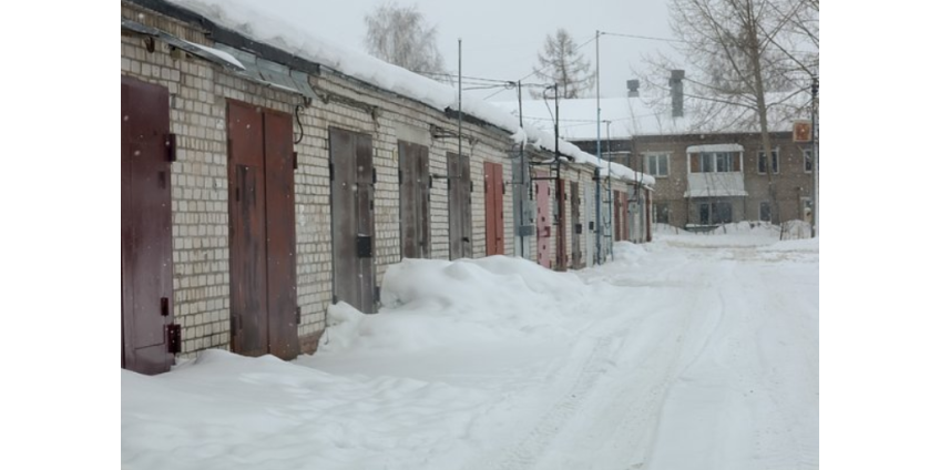 Пять человек погибли при пожаре в гараже под Вологдой