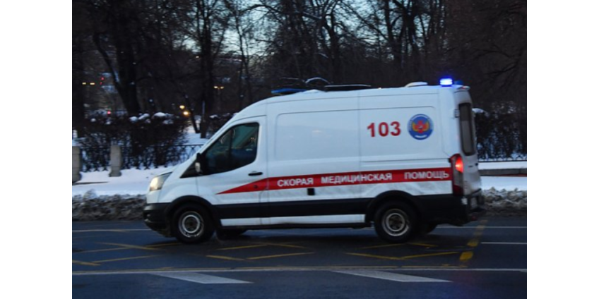 В Санкт-Петербурге школьница выпала с 20-го этажа и выжила