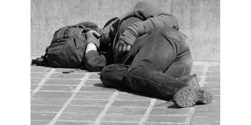 В Лос-Анджелесе бездомные начали селиться в ливневых коллекторах