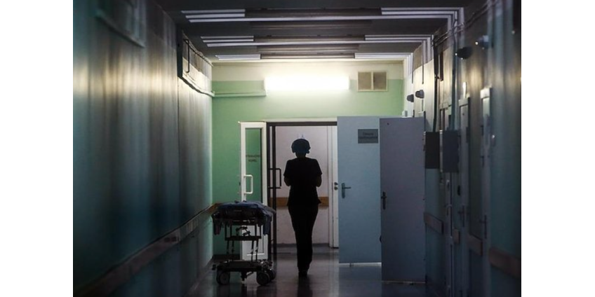 В России младенца нашли в кузове эвакуатора