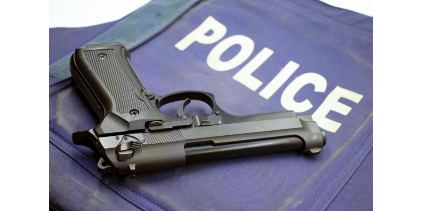 Американца арестовали за фото винтовки с подписью «в пути на убийство Трампа»