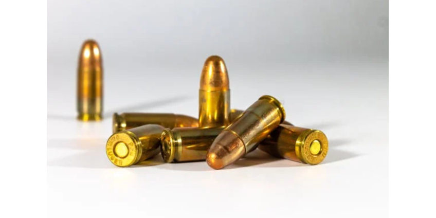 Стрельба у школы в North Hills привела к временной изоляции кампуса