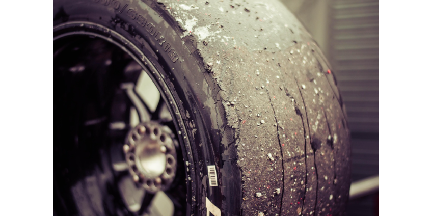 Гонщик погиб в результате массовой аварии на Нюрбургринге