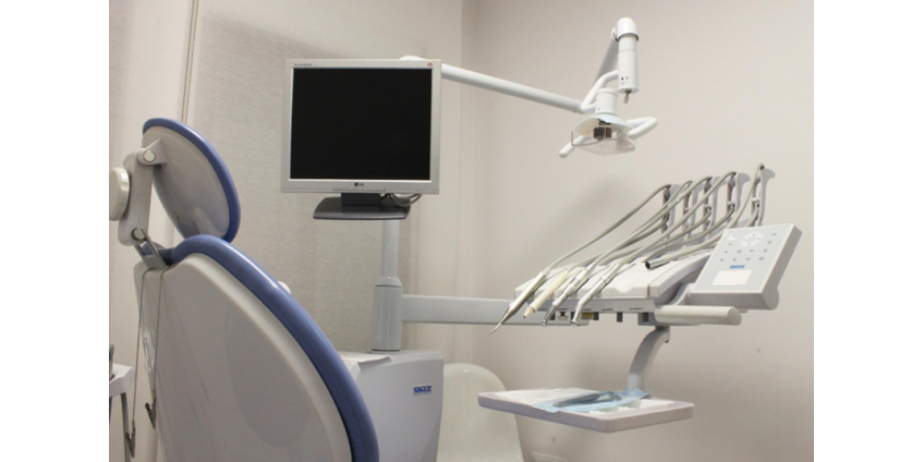 Россиянка осталась с разрезанным языком после визита к стоматологу