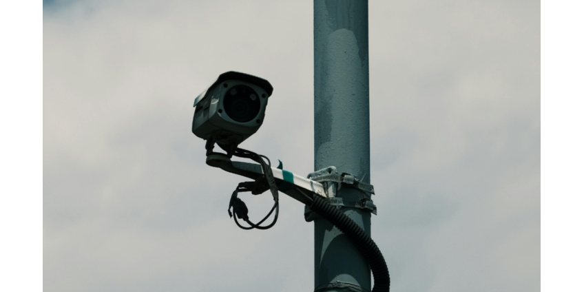В Лос-Анджелесе подан иск против полиции из-за использования камер распознавания номеров Flock Safety